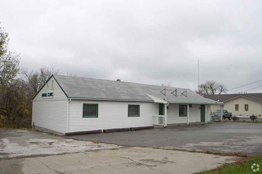 714 N M 291 Hwy, Independence, MO for sale - Primary Photo - Image 1 of 1