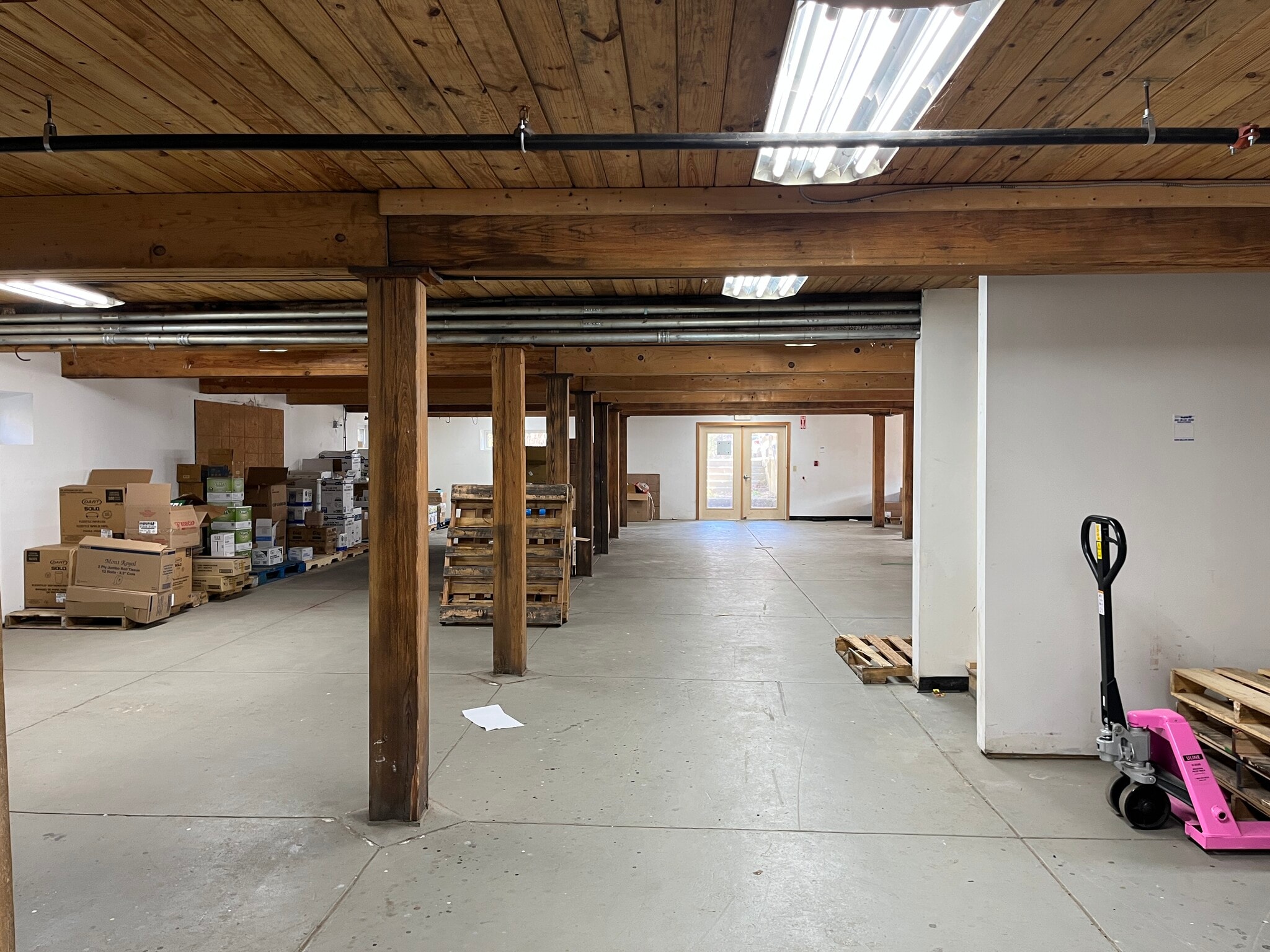 2 Shaker Rd, Shirley, MA 01464 Phoenix Park Business Center