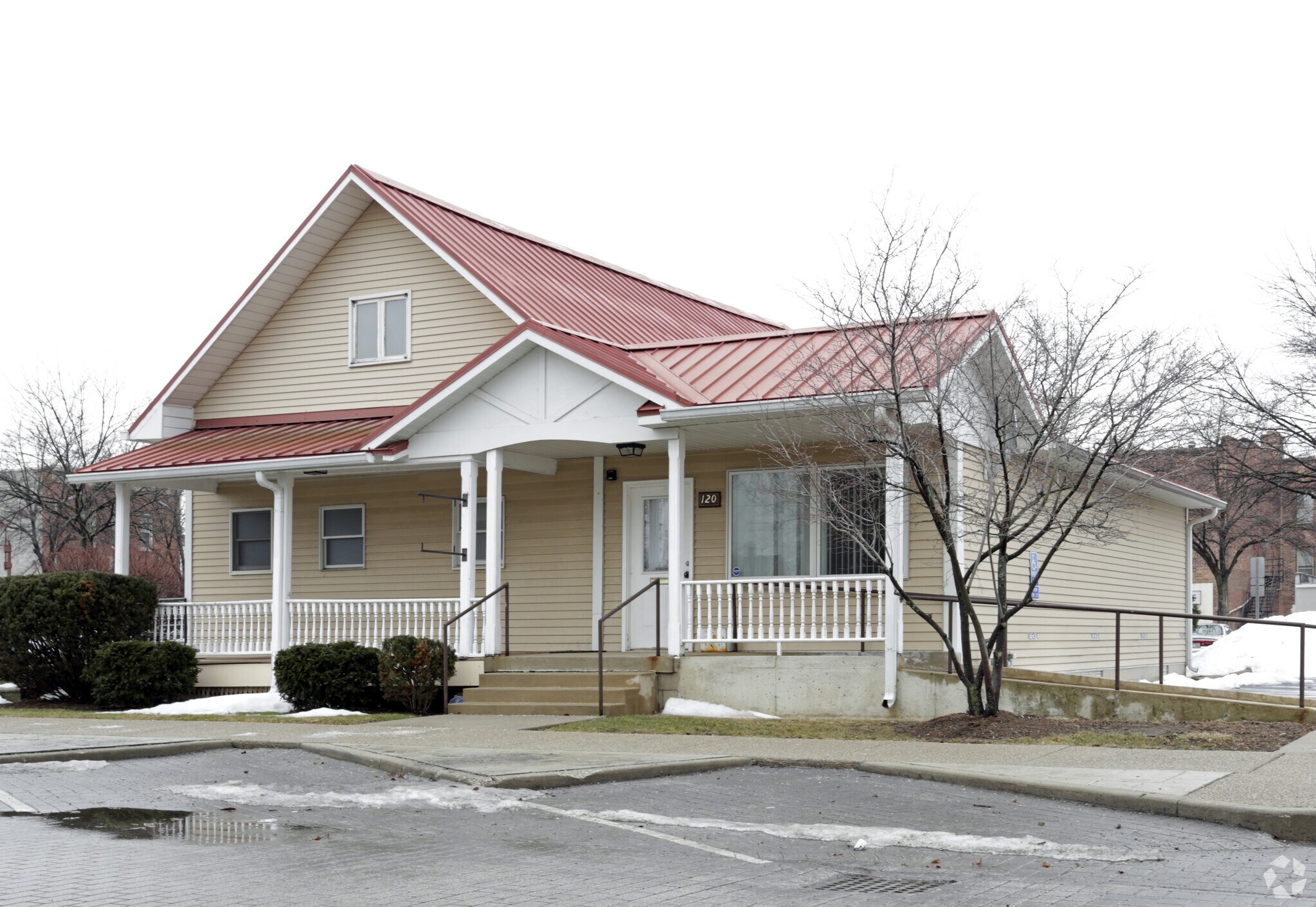 120 W Dudley St, Maumee, OH for sale Primary Photo- Image 1 of 1