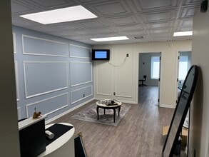 623 W Union Blvd, Bethlehem, PA for lease Interior Photo- Image 2 of 24