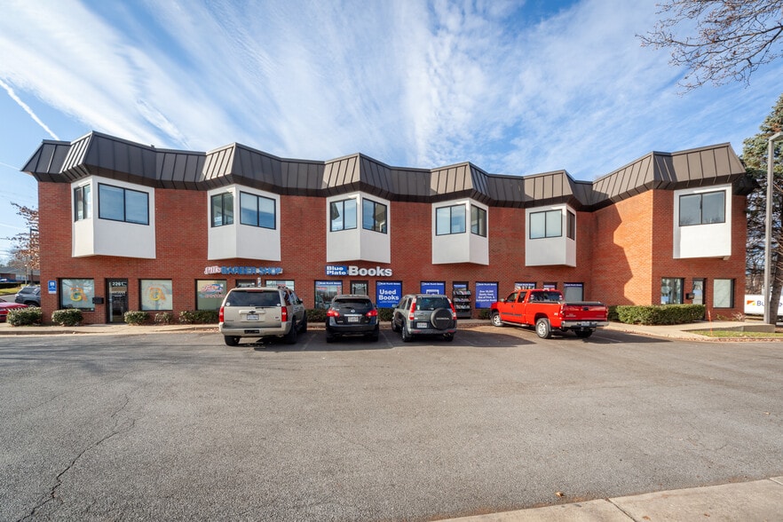 2251-2281 Valley Ave, Winchester, VA for lease - Building Photo - Image 2 of 5