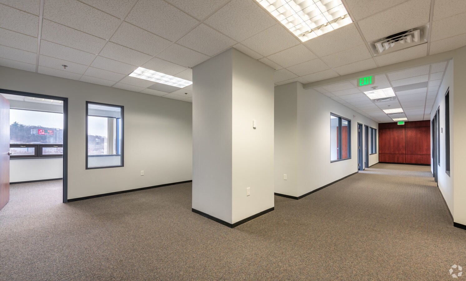 92 Montvale Ave, Stoneham, MA 02180 Office for Lease