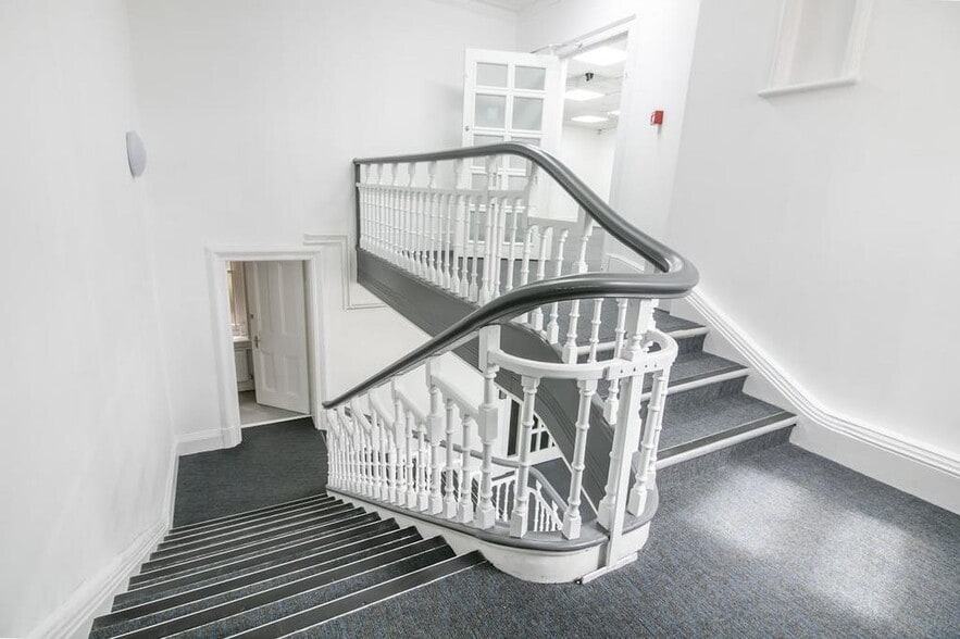 1 Kingsland High St, London for lease - Building Photo - Image 3 of 46