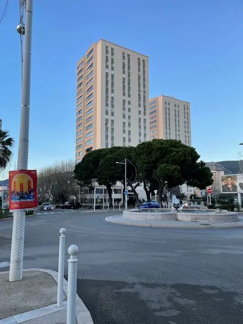 Office in Toulon for lease Building Photo- Image 1 of 24