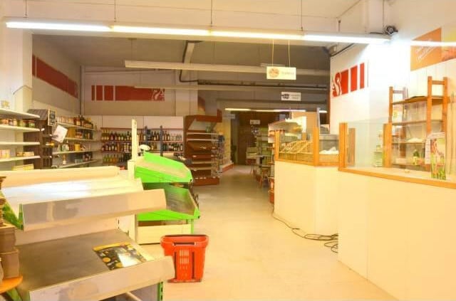 Vilanova i la Geltrú, BAR 08800 - - - Interior Photo - Image 1 of 6