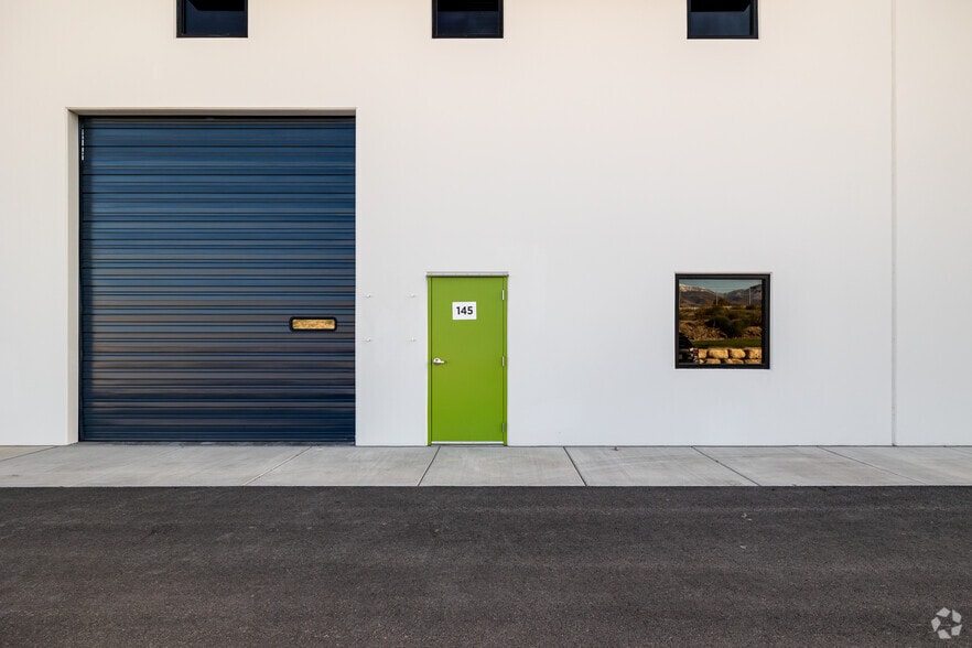 5718 W 3500 South, West Valley, UT for lease - Building Photo - Image 3 of 20