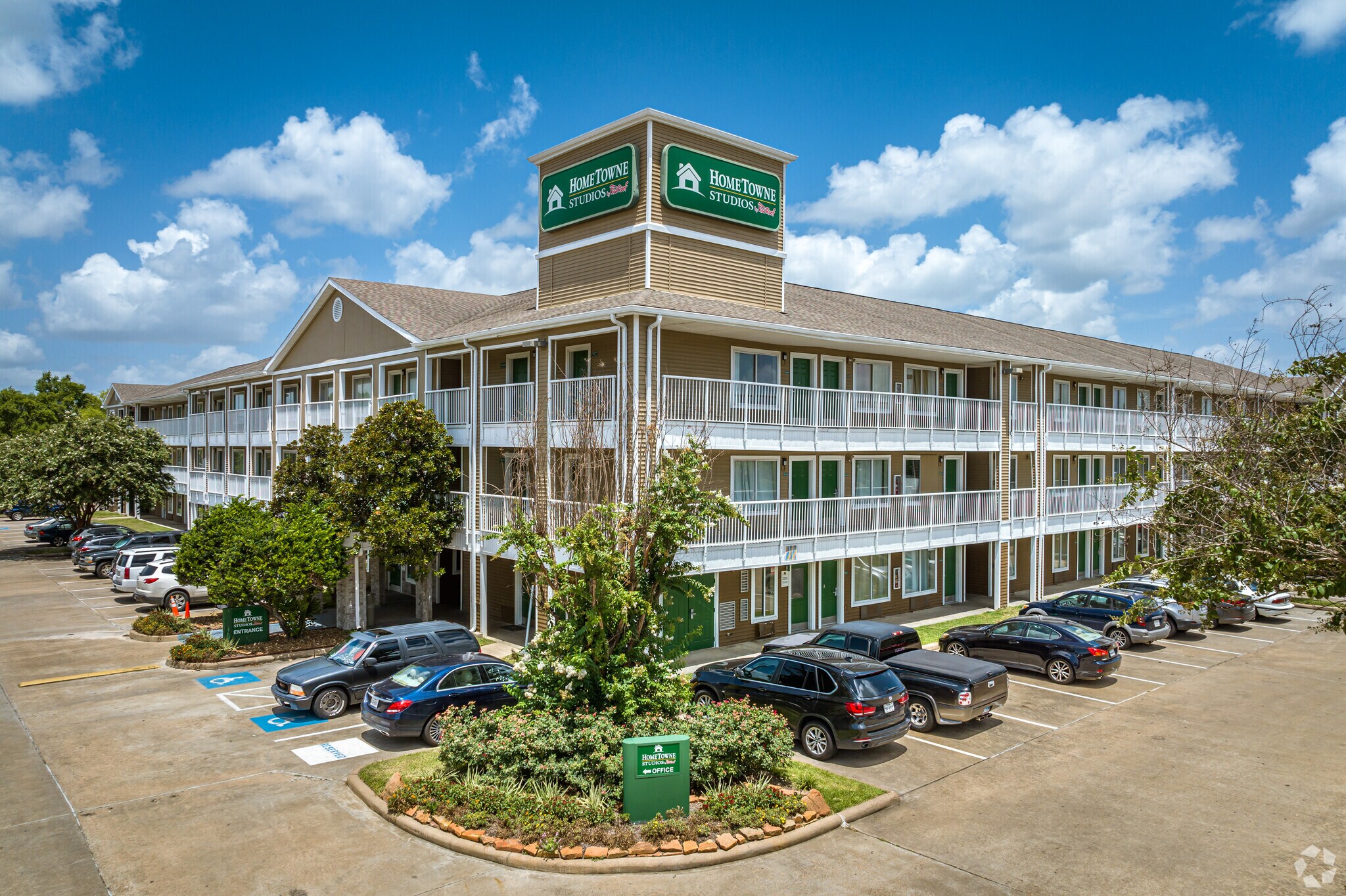 2130 Highway 6 S, Houston, TX 77077 HomeTowne Studios Houston West