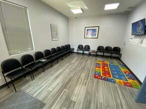 2214 Emery St, Denton, TX for lease Building Photo- Image 2 of 5