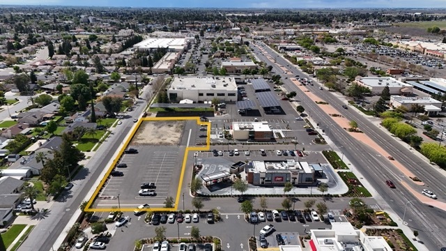 Prosperity Ave, Tulare, CA for lease - Building Photo - Image 2 of 3