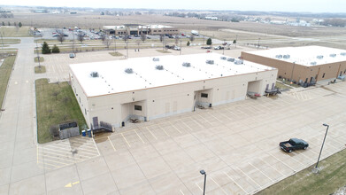 1310 19th Ave NW, Clinton, IA - aerial  map view - Image1