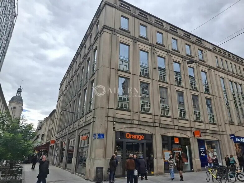 Office in Nancy for lease - Building Photo - Image 2 of 4