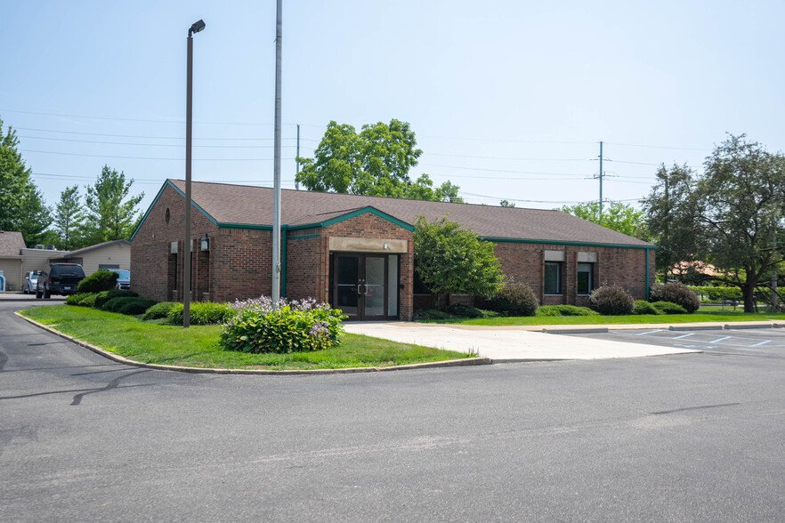 69055 N Main St, Richmond, MI for lease - Building Photo - Image 1 of 7