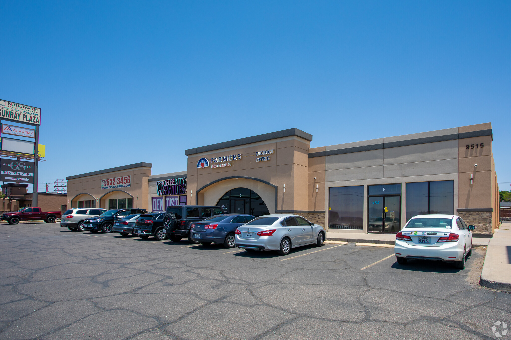 9515 Gateway Blvd W, El Paso, TX for lease Building Photo- Image 1 of 17