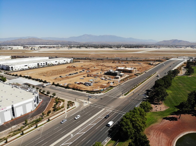 NEC Van Buren Blvd, Riverside, CA for lease - Building Photo - Image 3 of 7