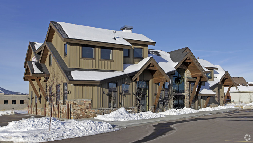 786 E Division St, Park City, UT for lease - Primary Photo - Image 1 of 19