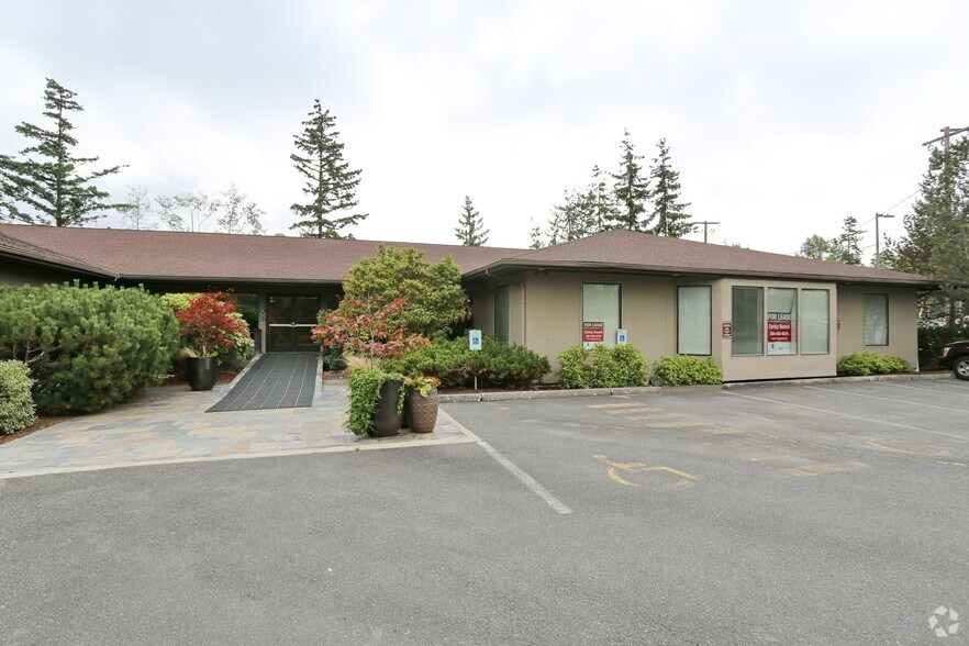 316 E McLeod Rd, Bellingham, WA 98226