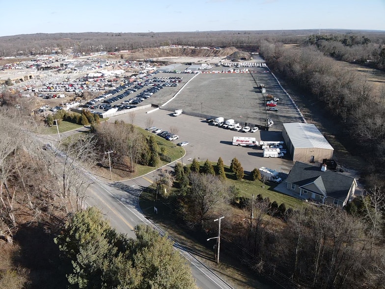 200 Townline Rd, Kings Park, NY for lease - Building Photo - Image 1 of 5