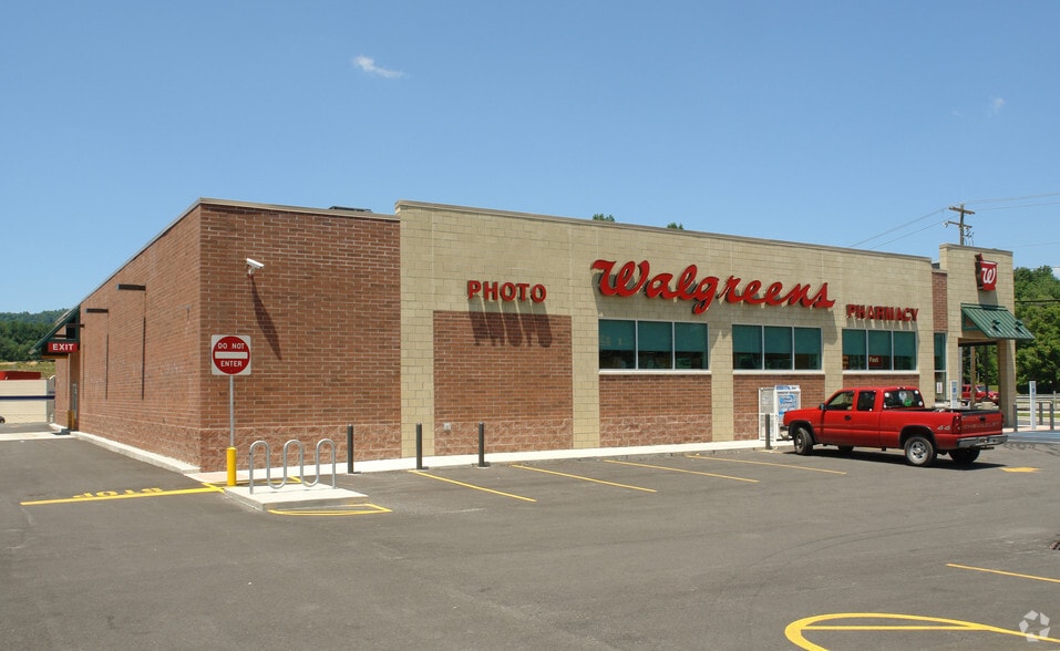 5870 Webster Rd, Summersville, WV for lease - Building Photo - Image 2 of 2