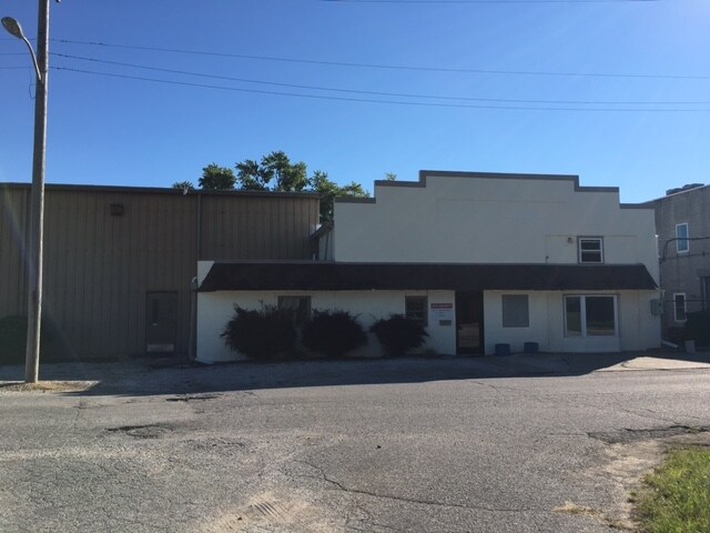 1202 Barnett St, Vincennes, IN for sale - Primary Photo - Image 1 of 1