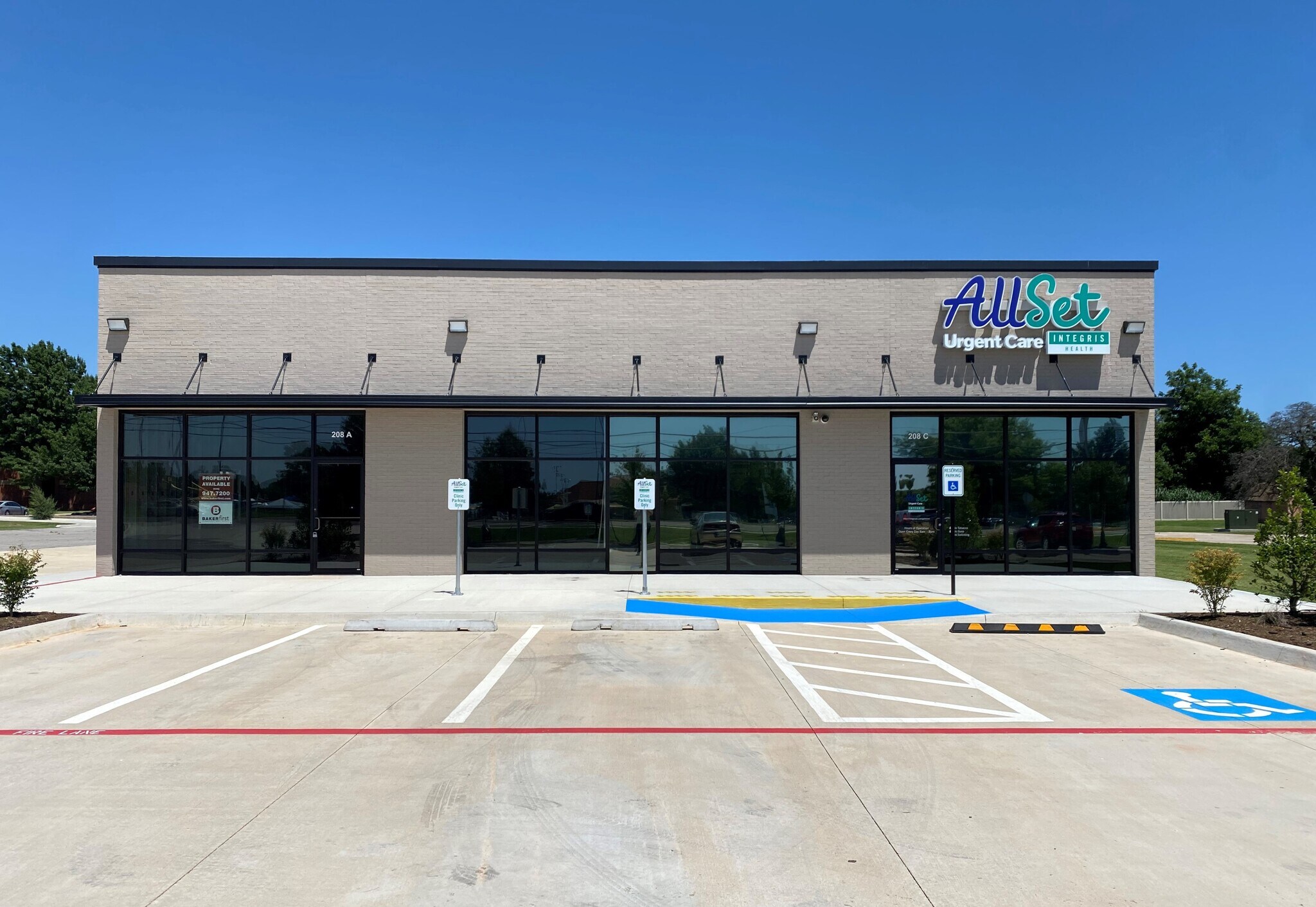 208 S Douglas Blvd, Midwest City, OK for lease Building Photo- Image 1 of 7