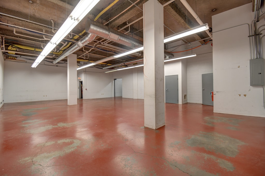 489 Ellicott St, Buffalo, NY 14203