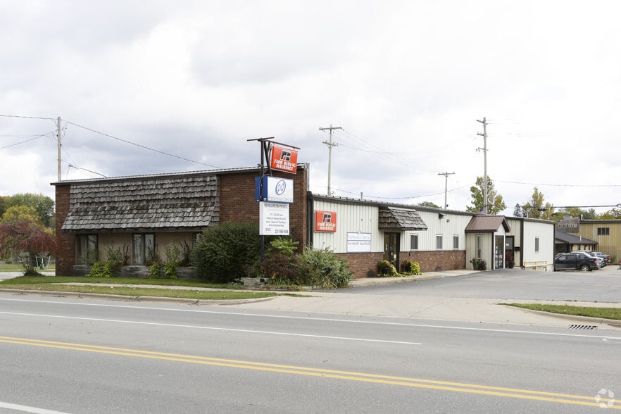 826 N State St, Big Rapids, MI for sale - Primary Photo - Image 1 of 1
