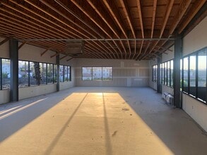 2794 Pronio Cir, Corona, CA for lease Interior Photo- Image 2 of 7