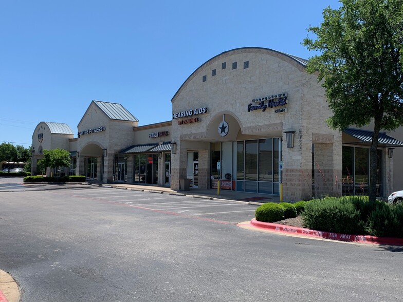 105 Wildwood Dr, Georgetown, TX for lease - Building Photo - Image 1 of 10