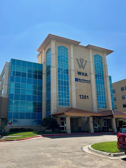 1301 S Coulter St, Amarillo, TX for lease - Building Photo - Image 2 of 14