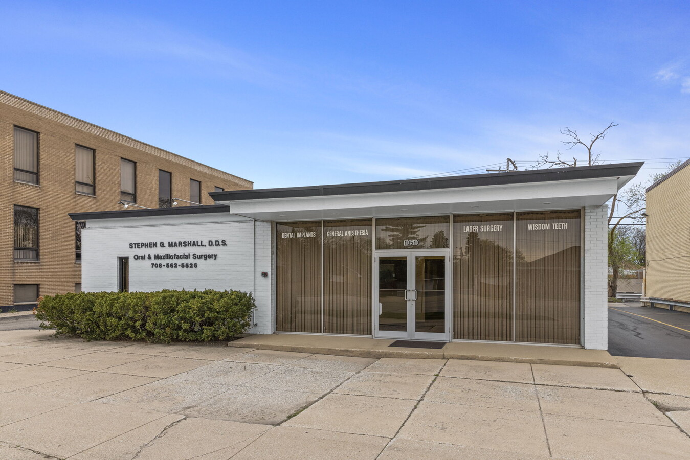 10510 W Cermak Rd, Westchester, IL 60154 | LoopNet