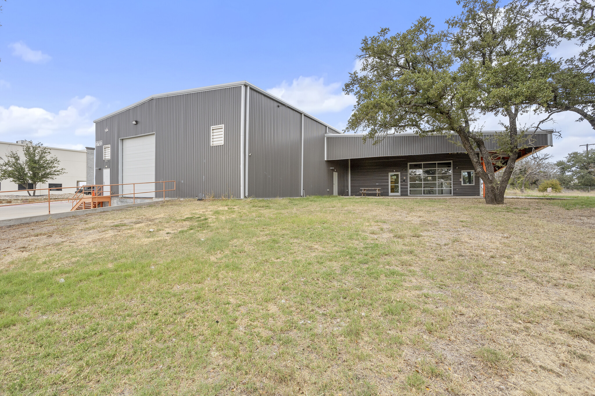 2702 Fort Worth Hwy, Hudson Oaks, TX for lease Building Photo- Image 1 of 3