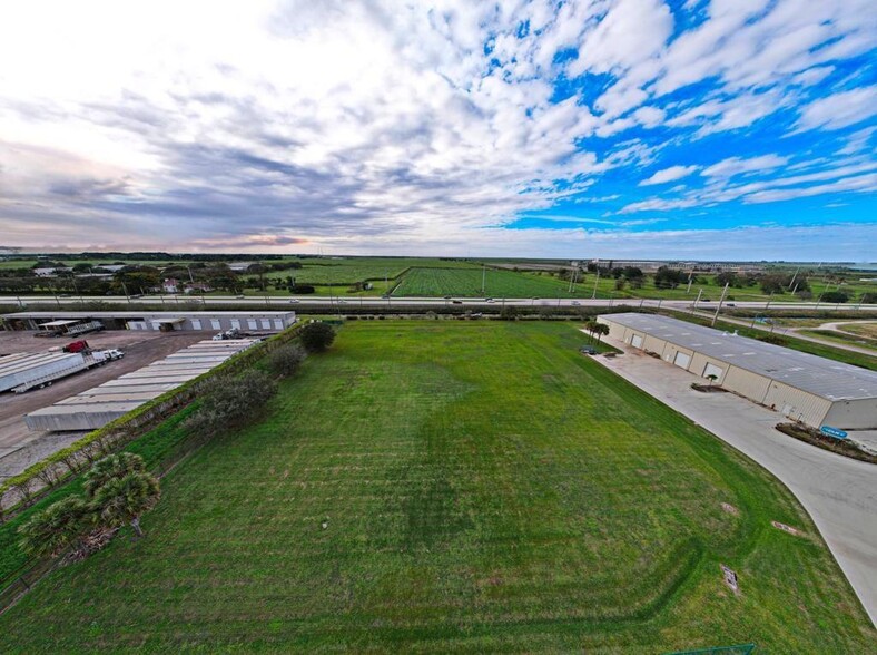 Cypress Ln, Belle Glade, FL for sale - Primary Photo - Image 1 of 52