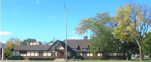 220 Milwaukee Ave, Buffalo Grove, IL for sale - Primary Photo - Image 1 of 2