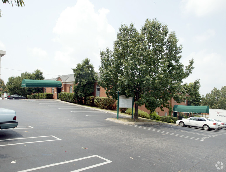 1900 Patterson St, Nashville, TN for lease - Building Photo - Image 2 of 8