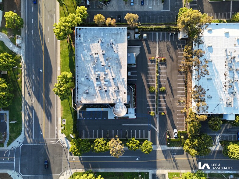 6 Thomas, Irvine, CA for lease - Building Photo - Image 2 of 12