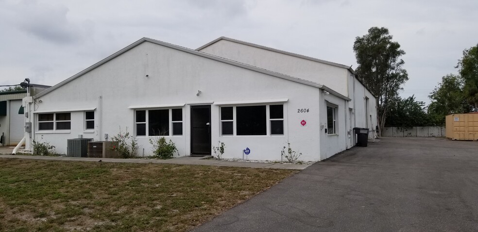 2604 Andalusia Blvd, Cape Coral, FL for lease - Building Photo - Image 3 of 12