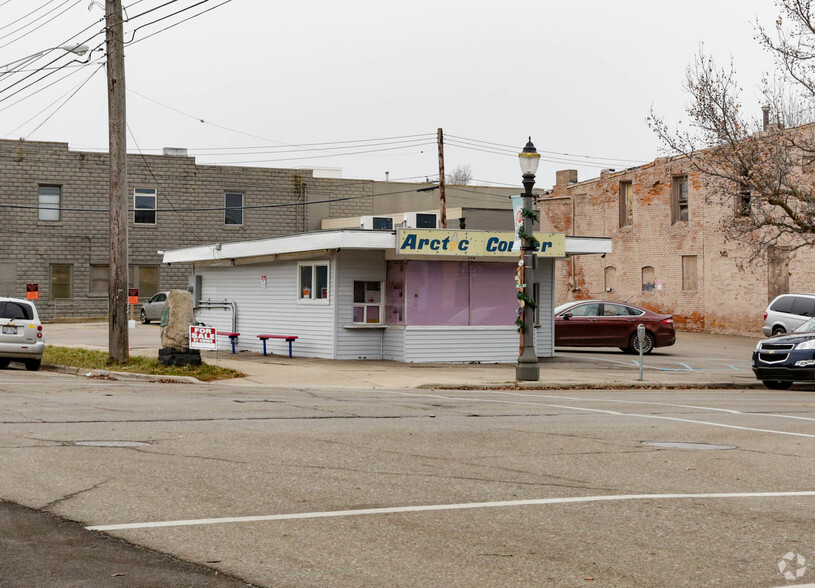 314 E Grand River Ave, Lansing, MI for sale - Primary Photo - Image 1 of 1