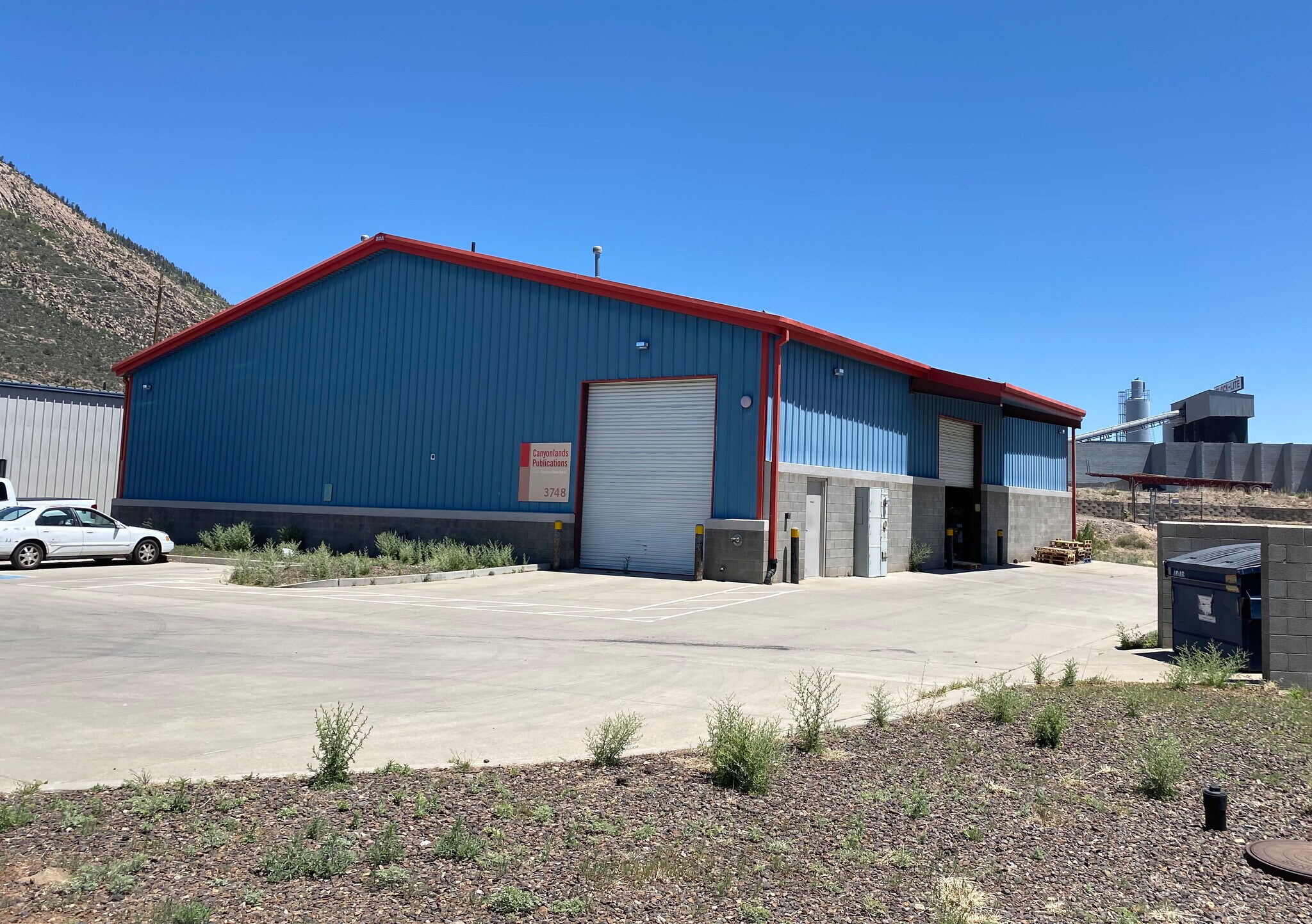 3748 N Eagle Mountain Dr, Flagstaff, AZ for lease Building Photo- Image 1 of 7