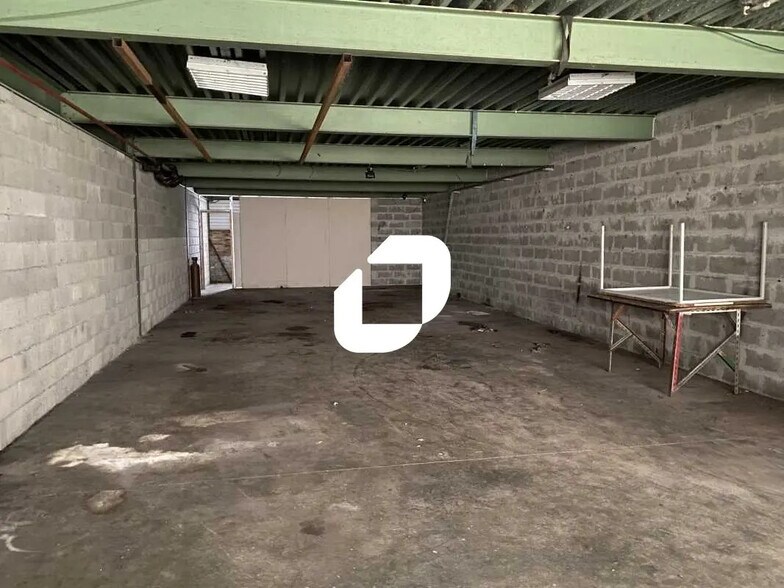 Flex in Beautiran for sale - Interior Photo - Image 3 of 8