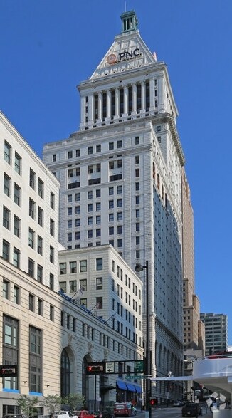 1 W 4th St, Cincinnati, OH for lease Primary Photo- Image 1 of 85