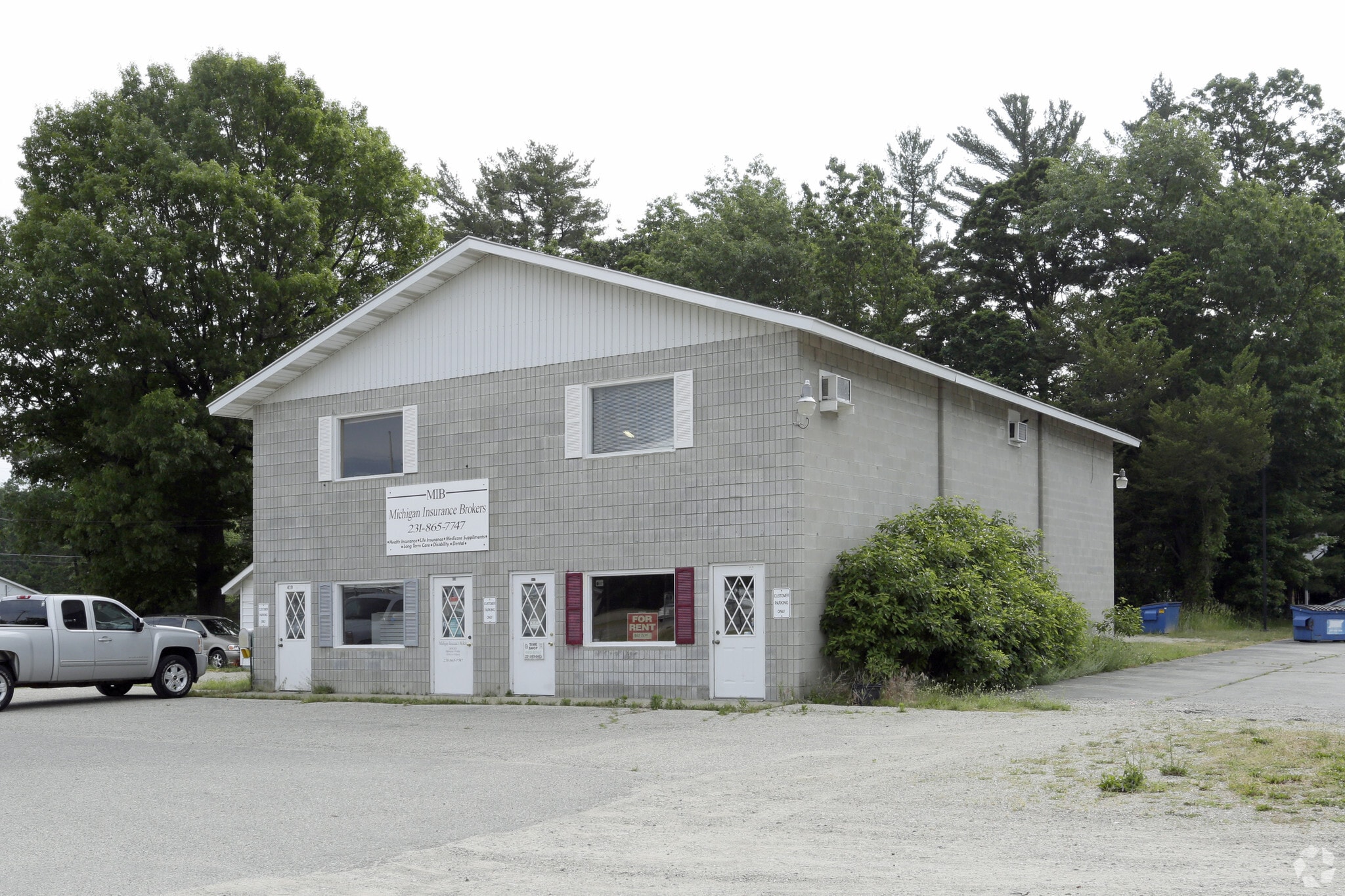 410-420 N 3rd Ave, Fruitport, MI for sale Primary Photo- Image 1 of 1