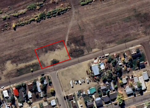 401 Railway Av W, Hanna, AB for sale - Building Photo - Image 1 of 1