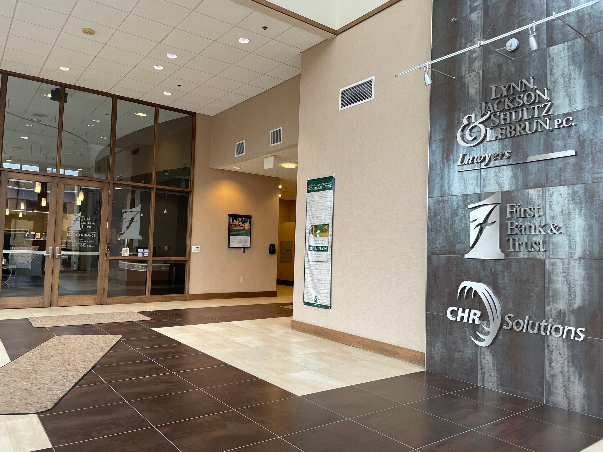 110 N Minnesota Ave, Sioux Falls, SD for sale Building Photo- Image 1 of 1