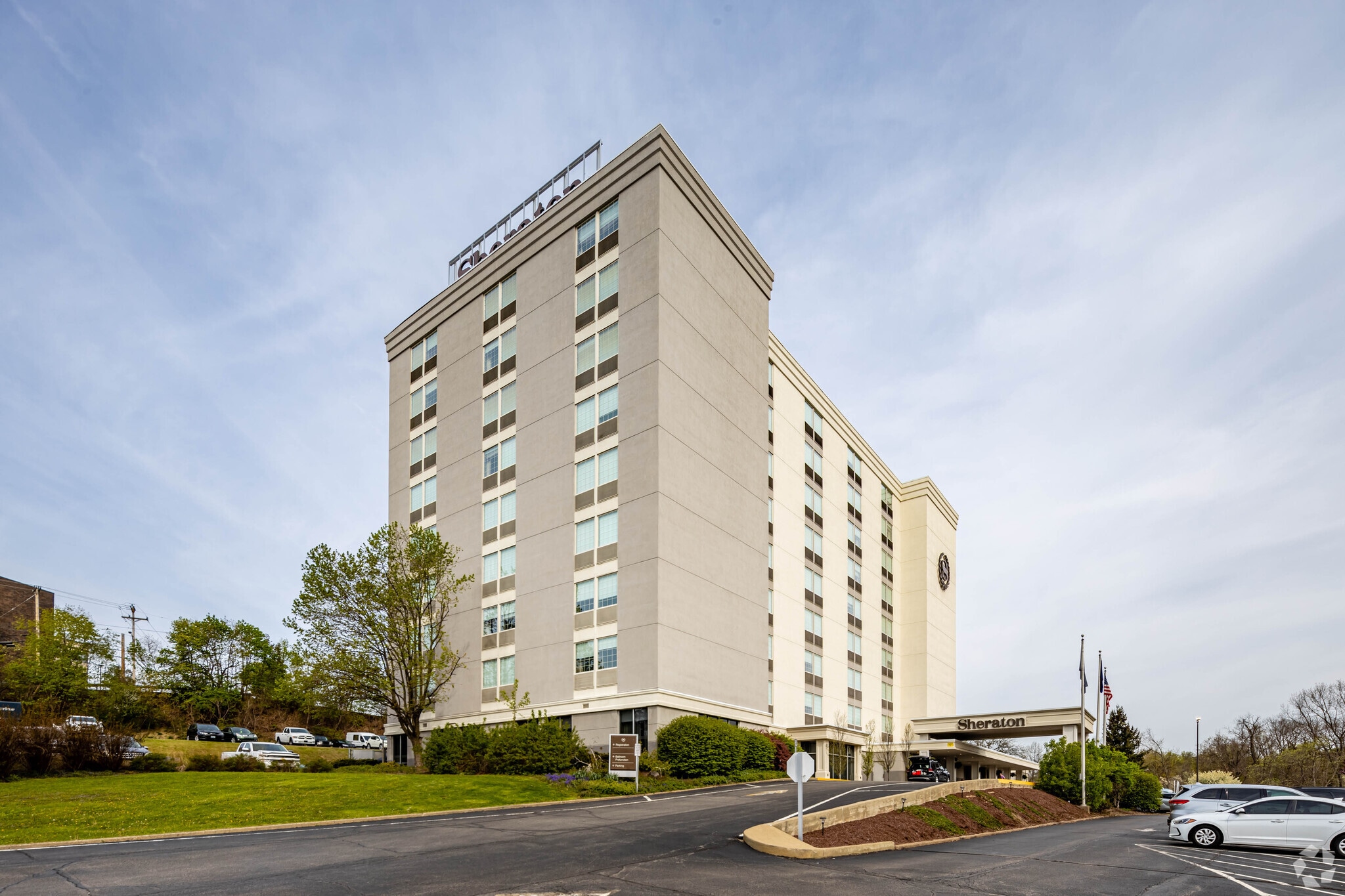 1160 Thorn Run Rd, Coraopolis, PA 15108