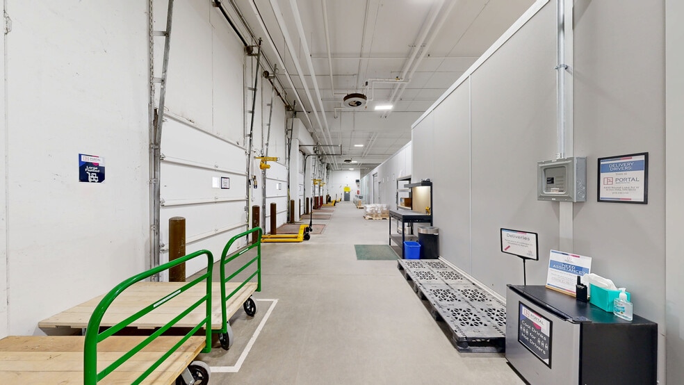 4440 W Round Lake Rd, Arden Hills, MN for lease - Matterport 3D Scan - Image 3 of 26