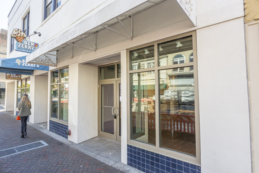 25 E Broughton St, Savannah, GA for sale - Building Photo - Image 1 of 1