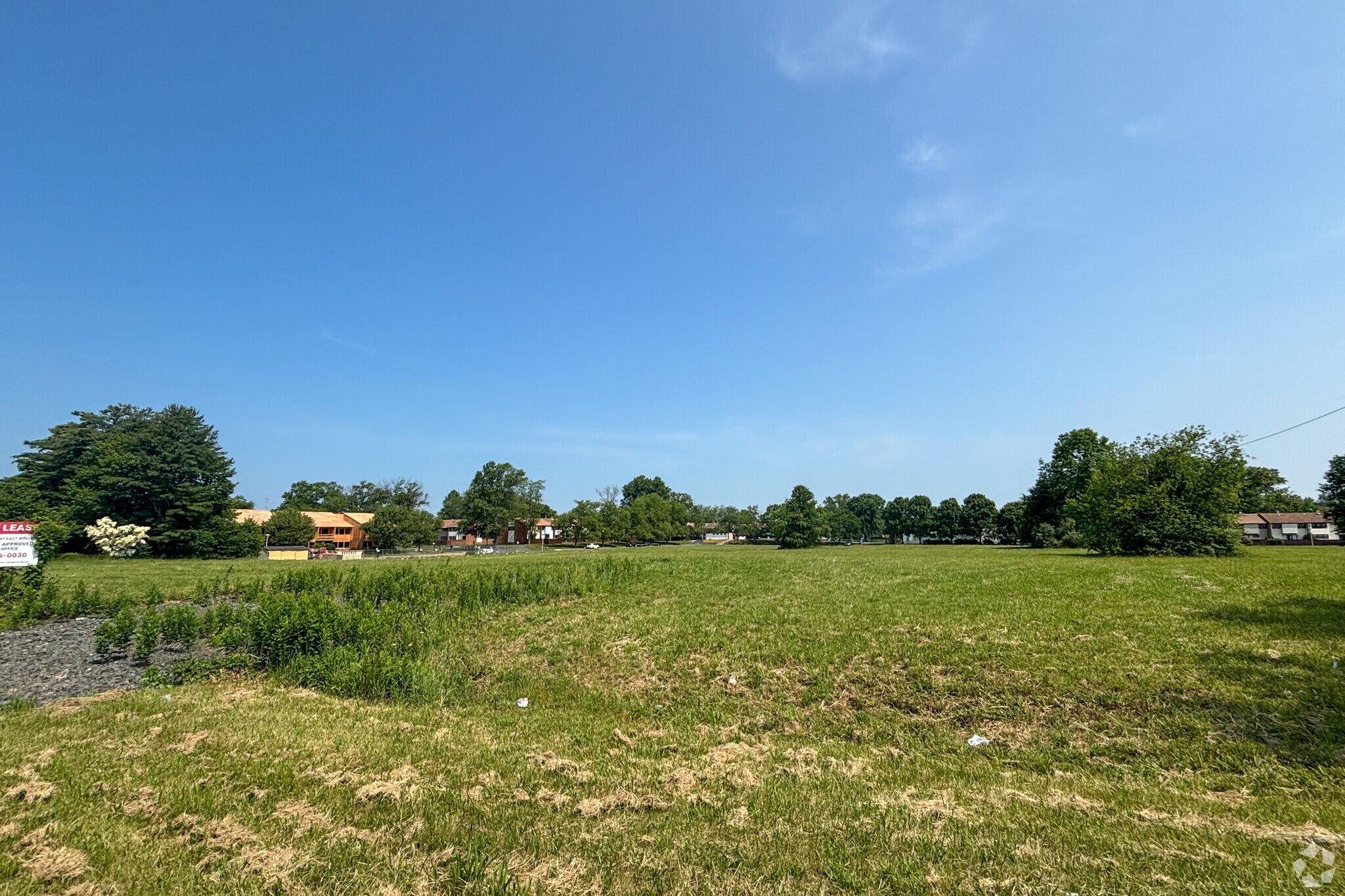 671 State Hwy 33 W, East Windsor, NJ for sale Primary Photo- Image 1 of 1