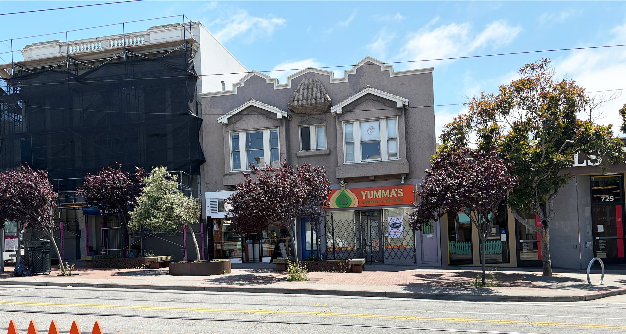 721 Irving St, San Francisco, CA for lease Interior Photo- Image 1 of 9