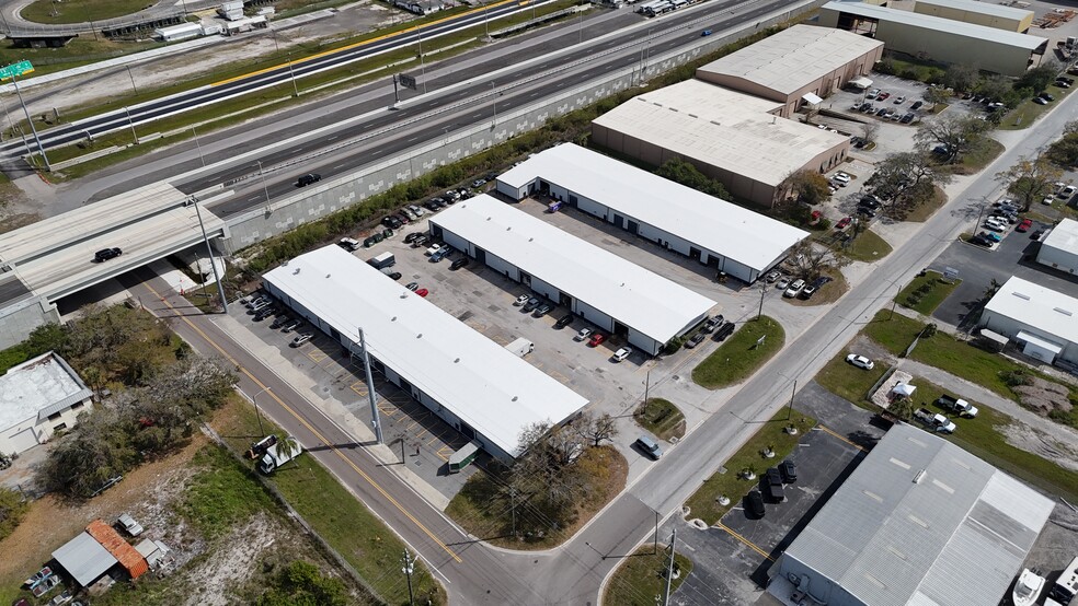 12555 N 44th St, Clearwater, FL for lease - Building Photo - Image 3 of 5