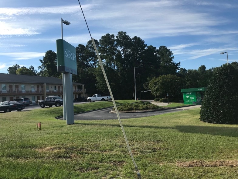 3939 Richland Ave, Aiken, SC for sale - Primary Photo - Image 2 of 10